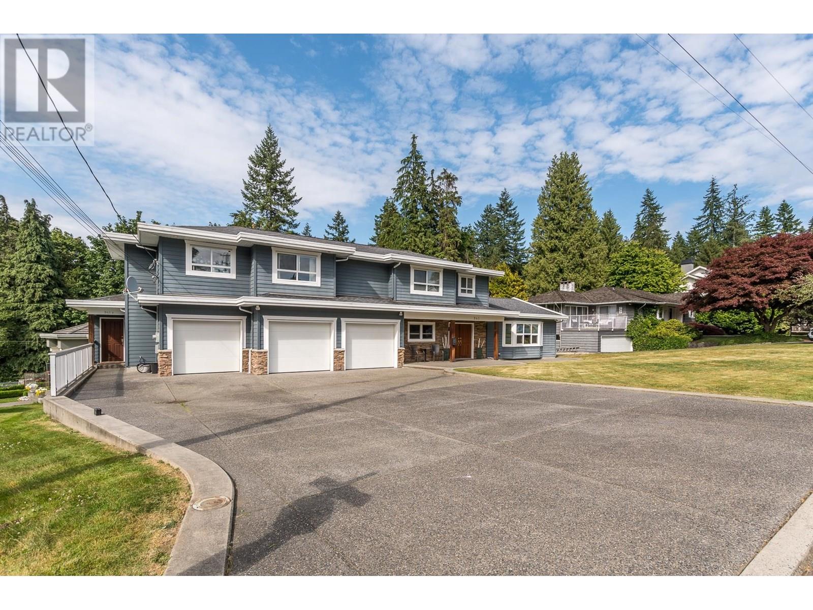 Property at 941 SELKIRK CRESCENT image 2