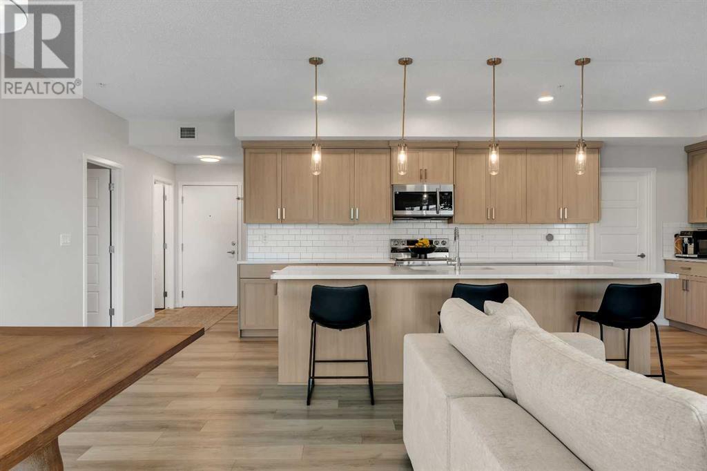 Property at 302, 40 Carrington Plaza NW image 2