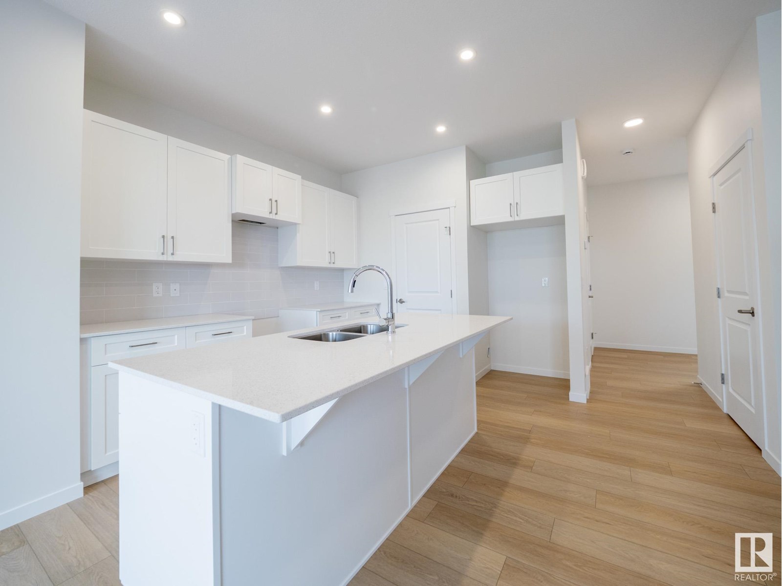 2511 211 St Nw, Edmonton, Alberta  T6M 3H1 - Photo 3 - E4443208