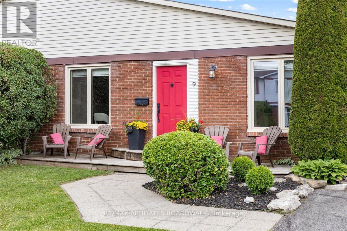 Property at 9 MELANIE CRESCENT image 3