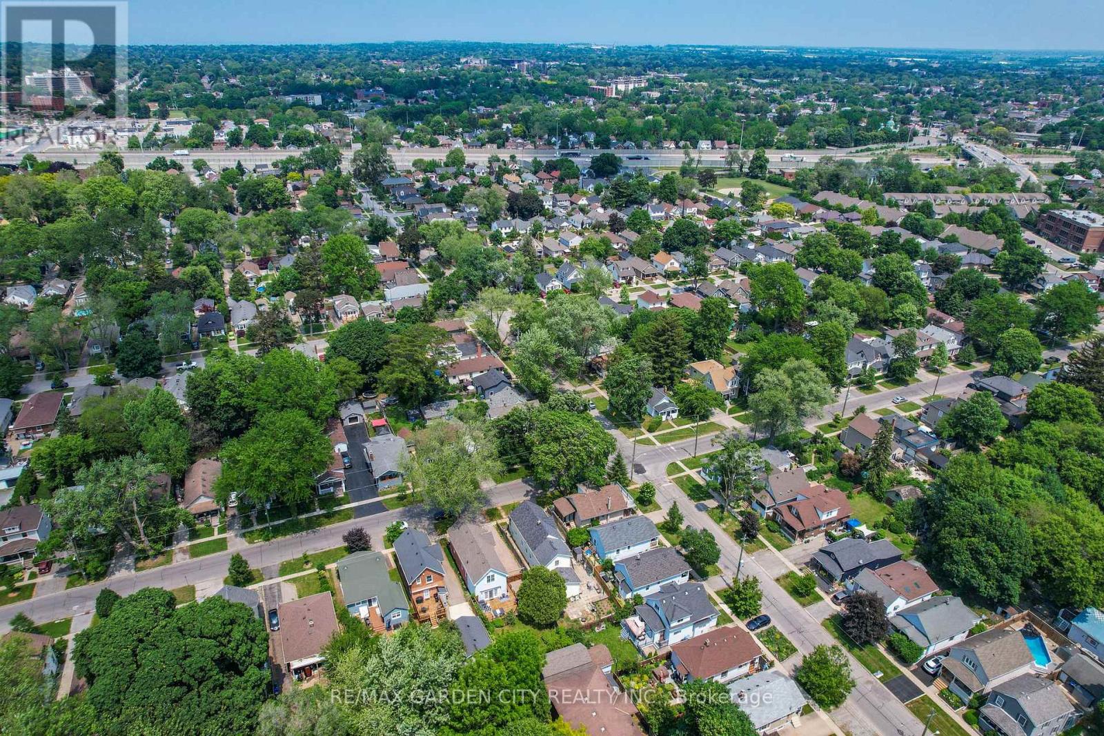 218 Russell Avenue S, St. Catharines, Ontario  L2R 1W8 - Photo 18 - X12233294