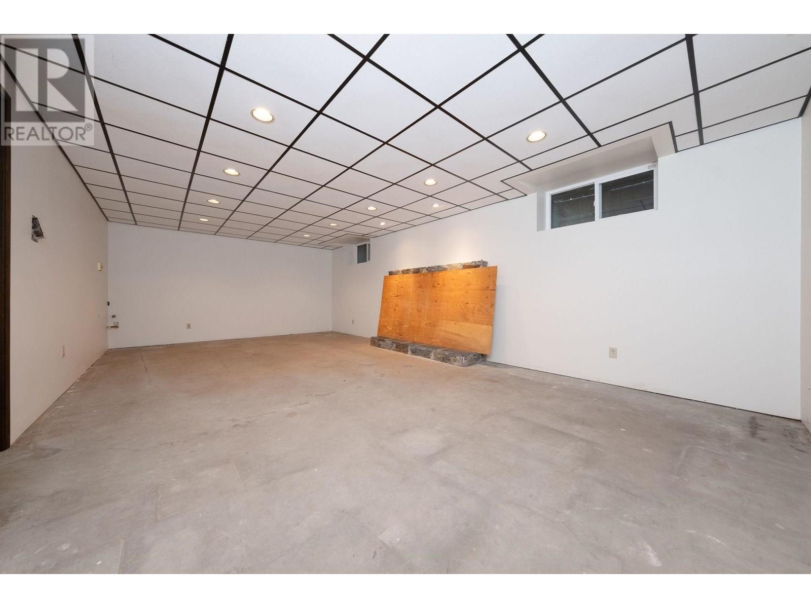 6350 Buckingham Drive, Burnaby, British Columbia  V5E 2A7 - Photo 29 - R3017817