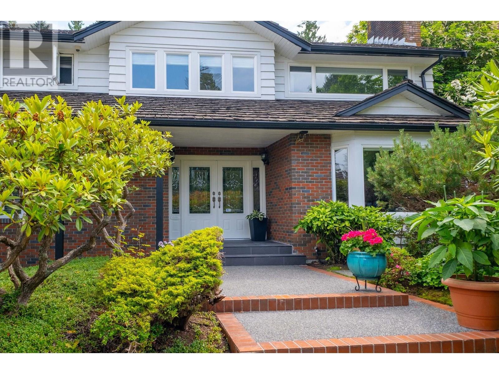 Property at 6350 BUCKINGHAM DRIVE image 3