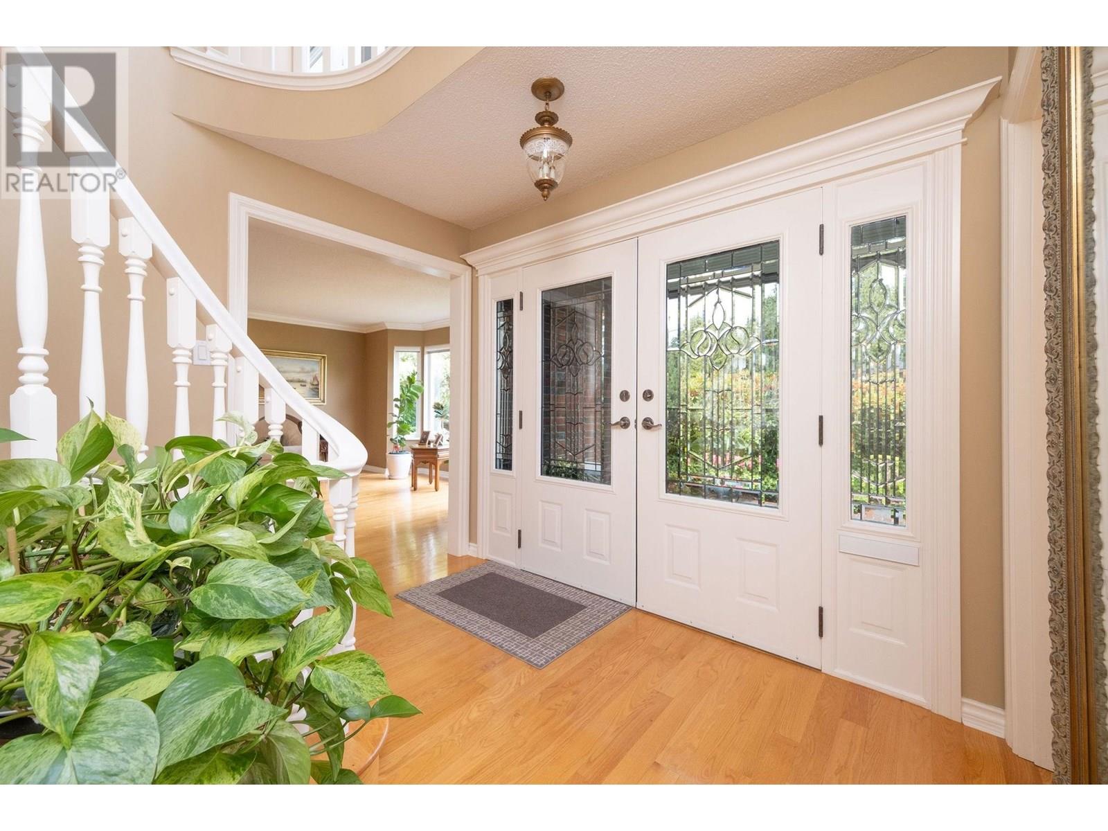 Property at 6350 BUCKINGHAM DRIVE image 4