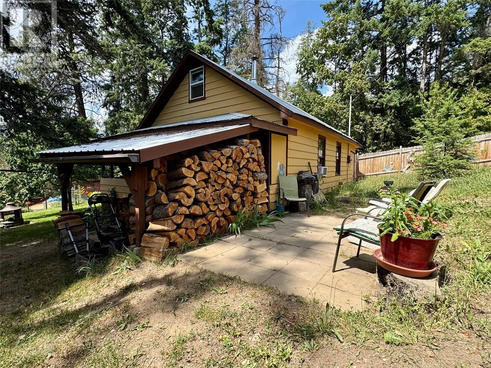 5128 Duck Creek Road, Wynndel, British Columbia  V0B 2N0 - Photo 9 - 10342374
