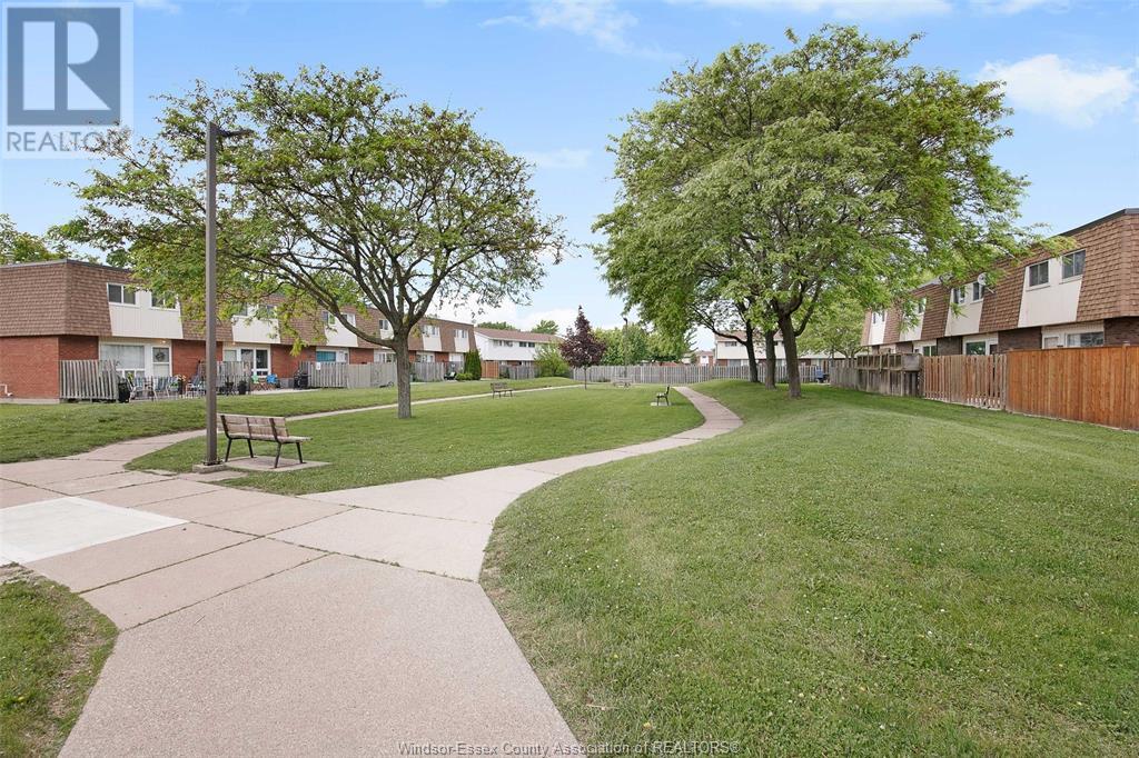 5464 Lassaline Avenue, Windsor, Ontario  N8T 1A8 - Photo 4 - 25015608
