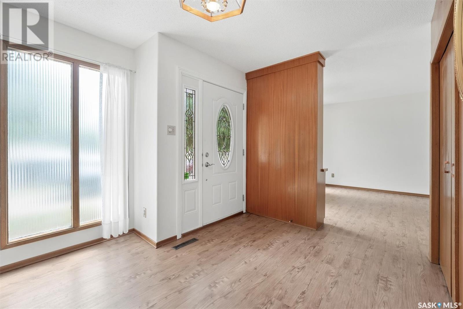 Property at 1726 Arlington AVENUE image 2