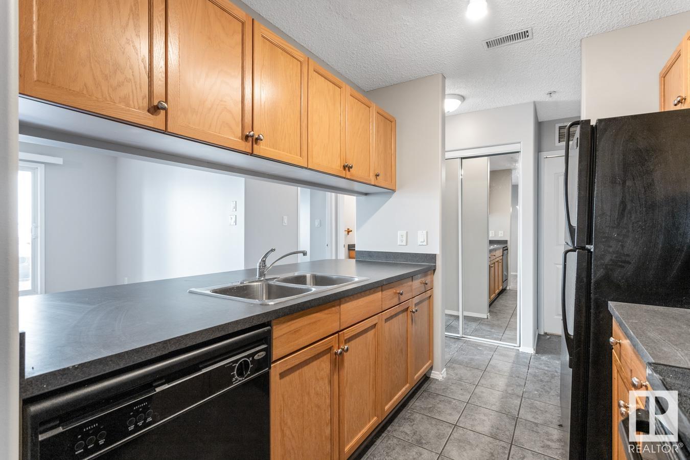 #117 16303 95 St Nw, Edmonton, Alberta  T5Z 3V1 - Photo 9 - E4443224