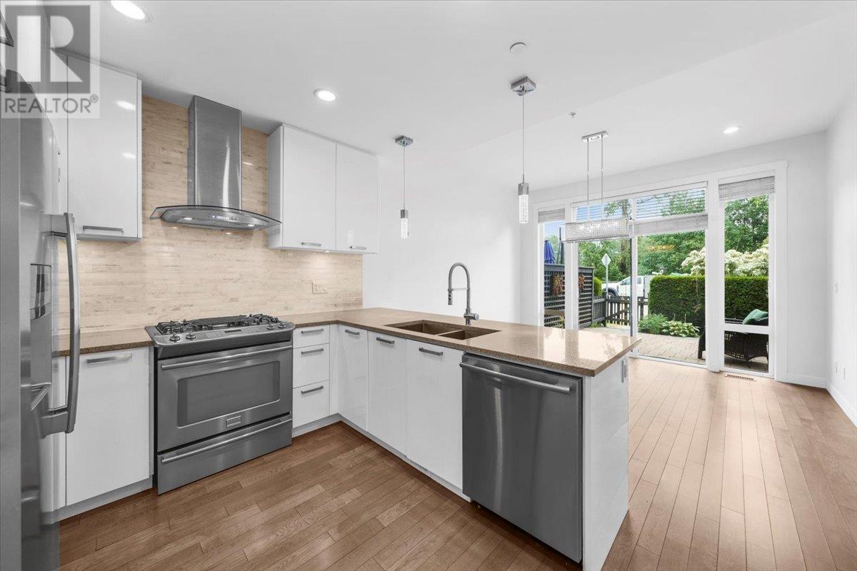 Property at 9 100 WOOD STREET image 3