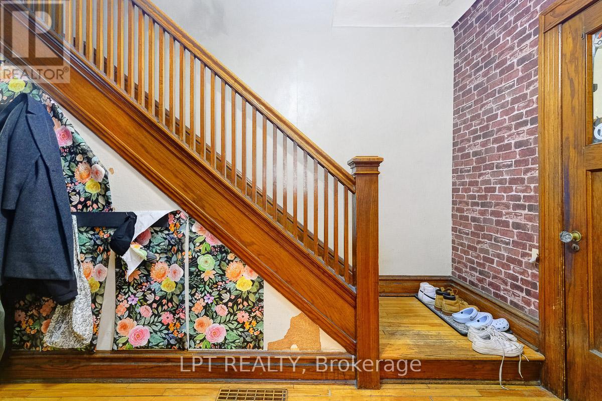 Property at 392 FIRST AVENUE image 4