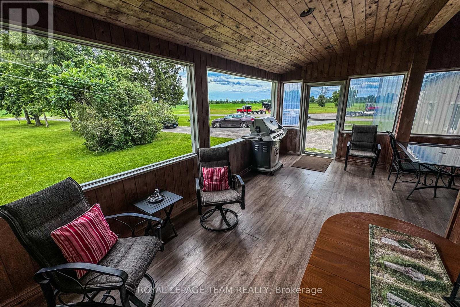 7904 Bank Street, Ottawa, Ontario K0A 2P0 - Photo 8 - X12233377