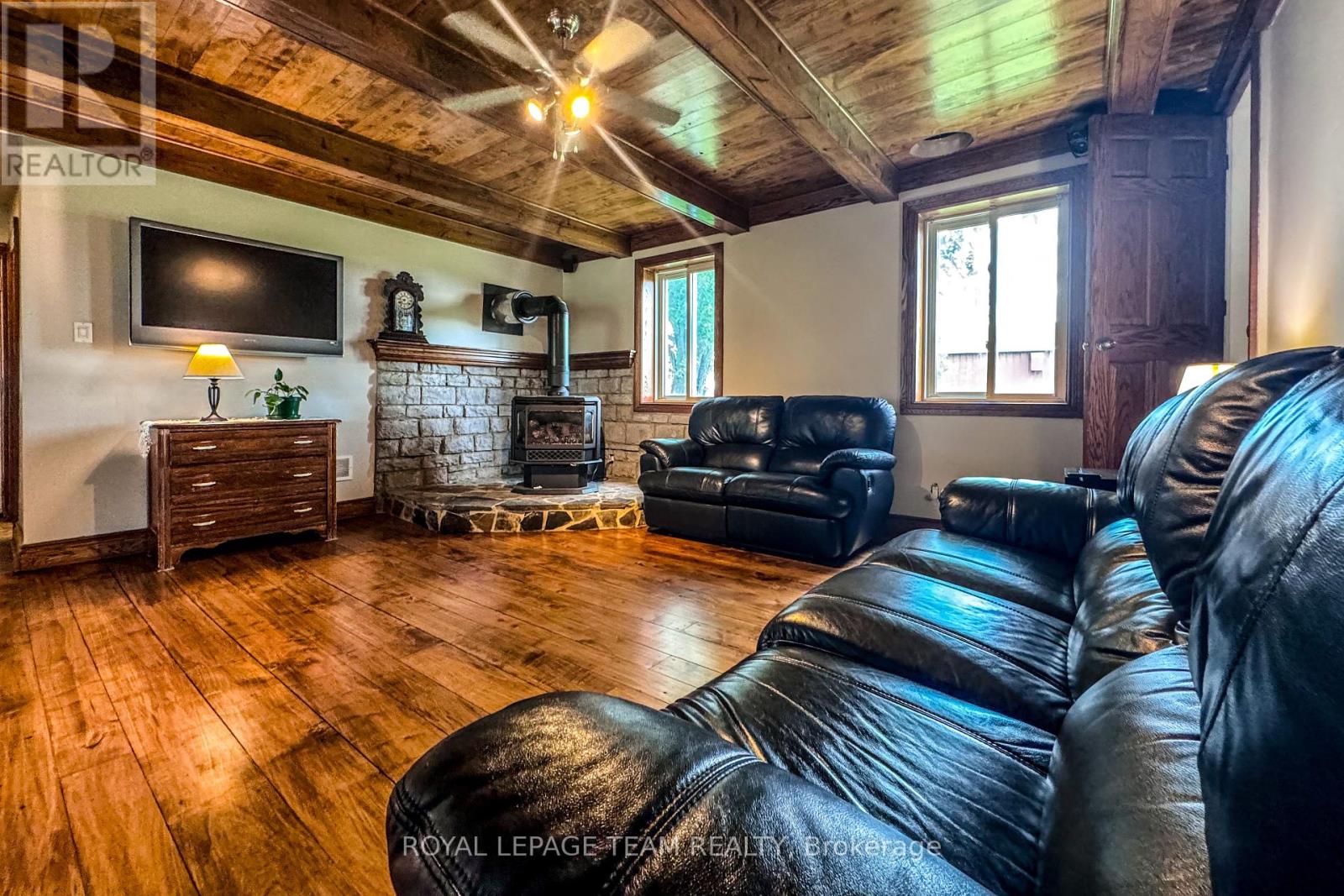 7904 Bank Street, Ottawa, Ontario K0A 2P0 - Photo 9 - X12233377