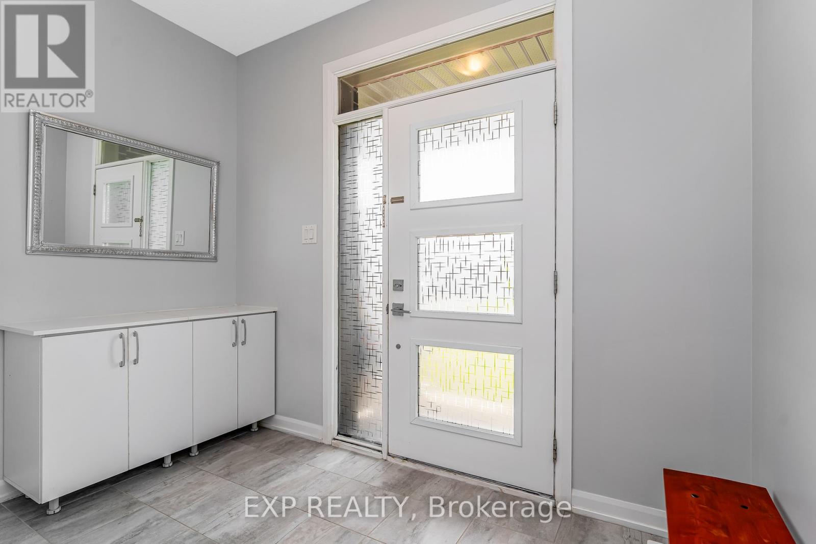 Property at 1153 DIAMOND STREET image 2