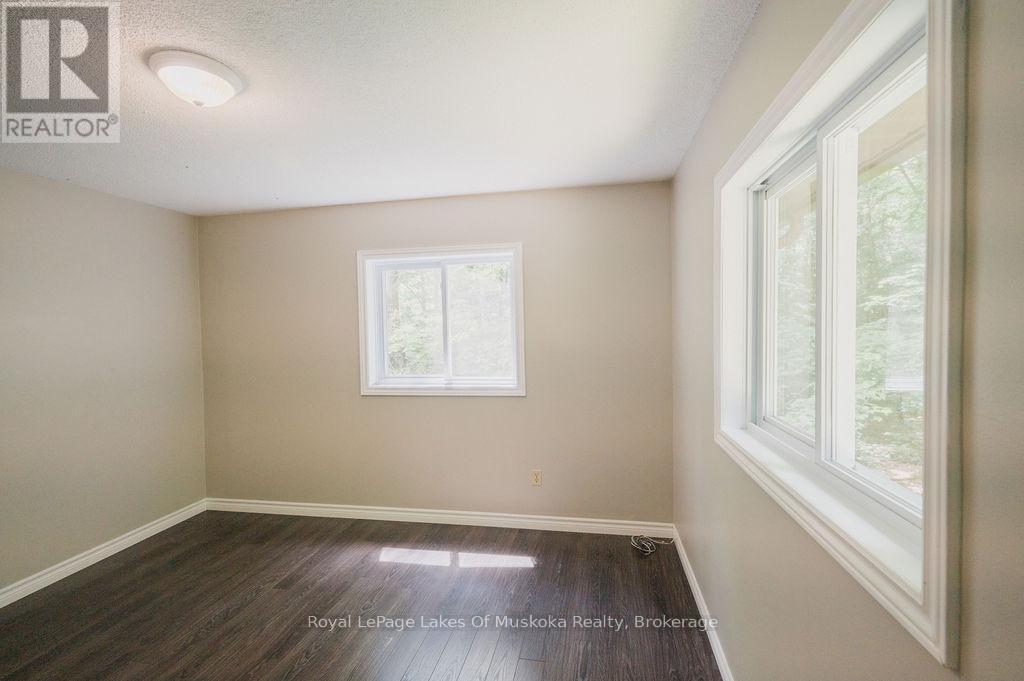 12 Murray Street, Sundridge, Ontario  P0A 1Z0 - Photo 23 - X12233397