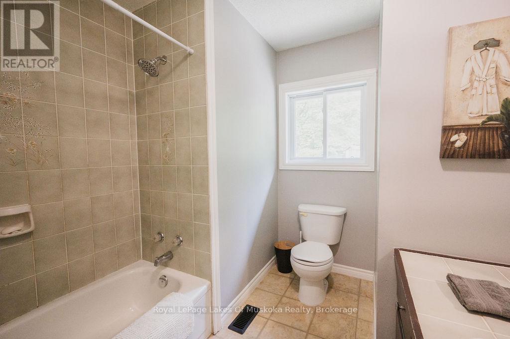 12 Murray Street, Sundridge, Ontario  P0A 1Z0 - Photo 27 - X12233397