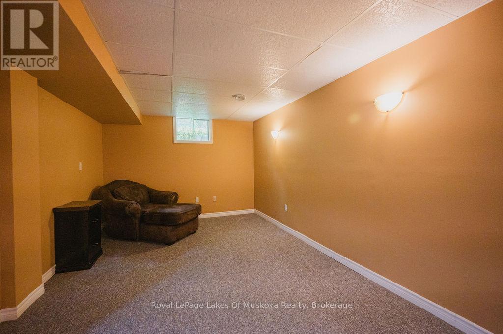 12 Murray Street, Sundridge, Ontario  P0A 1Z0 - Photo 31 - X12233397