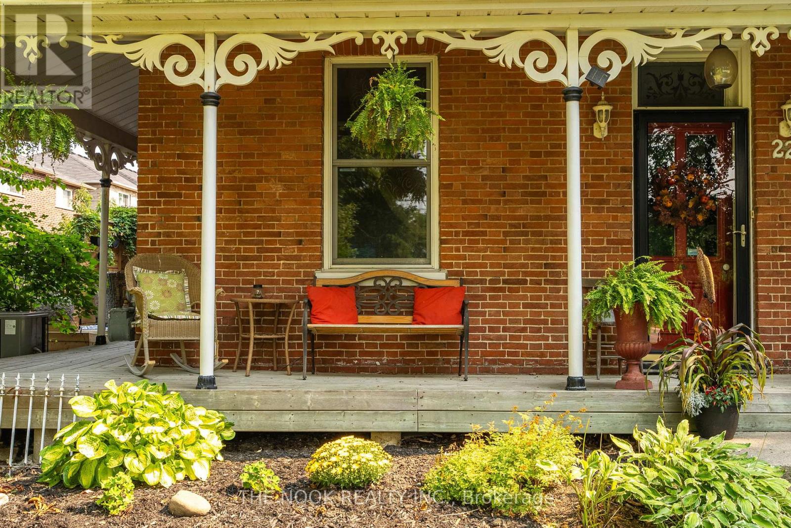 Property at 227 SCUGOG STREET image 4