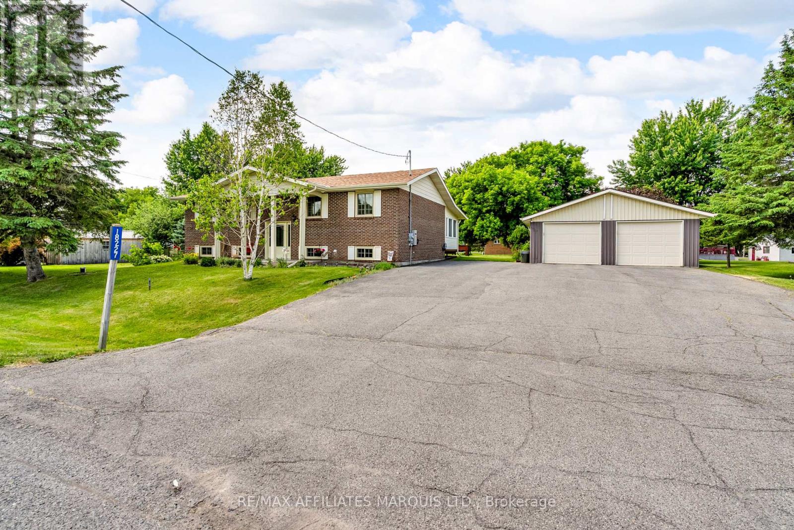 Property at 18227 OAK DRIVE image 4