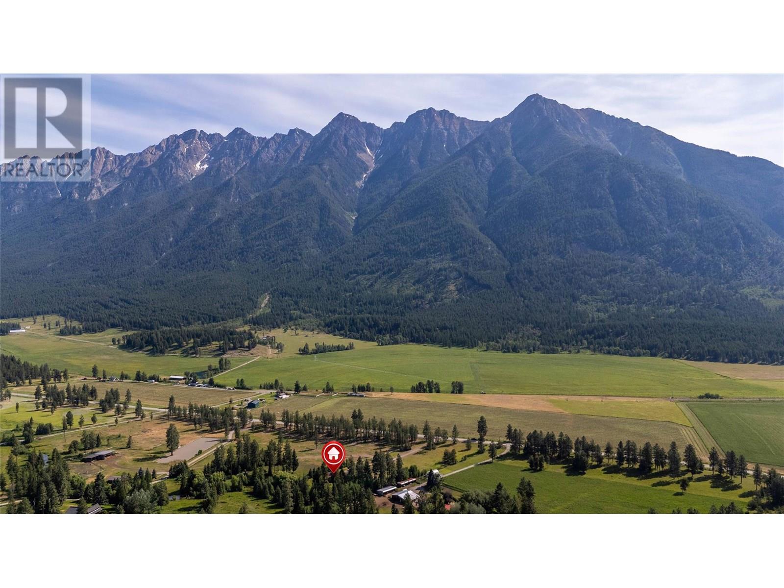 3053 Wardner Fort Steele Road, Fort Steele, British Columbia  V0B 1N0 - Photo 3 - 10352522