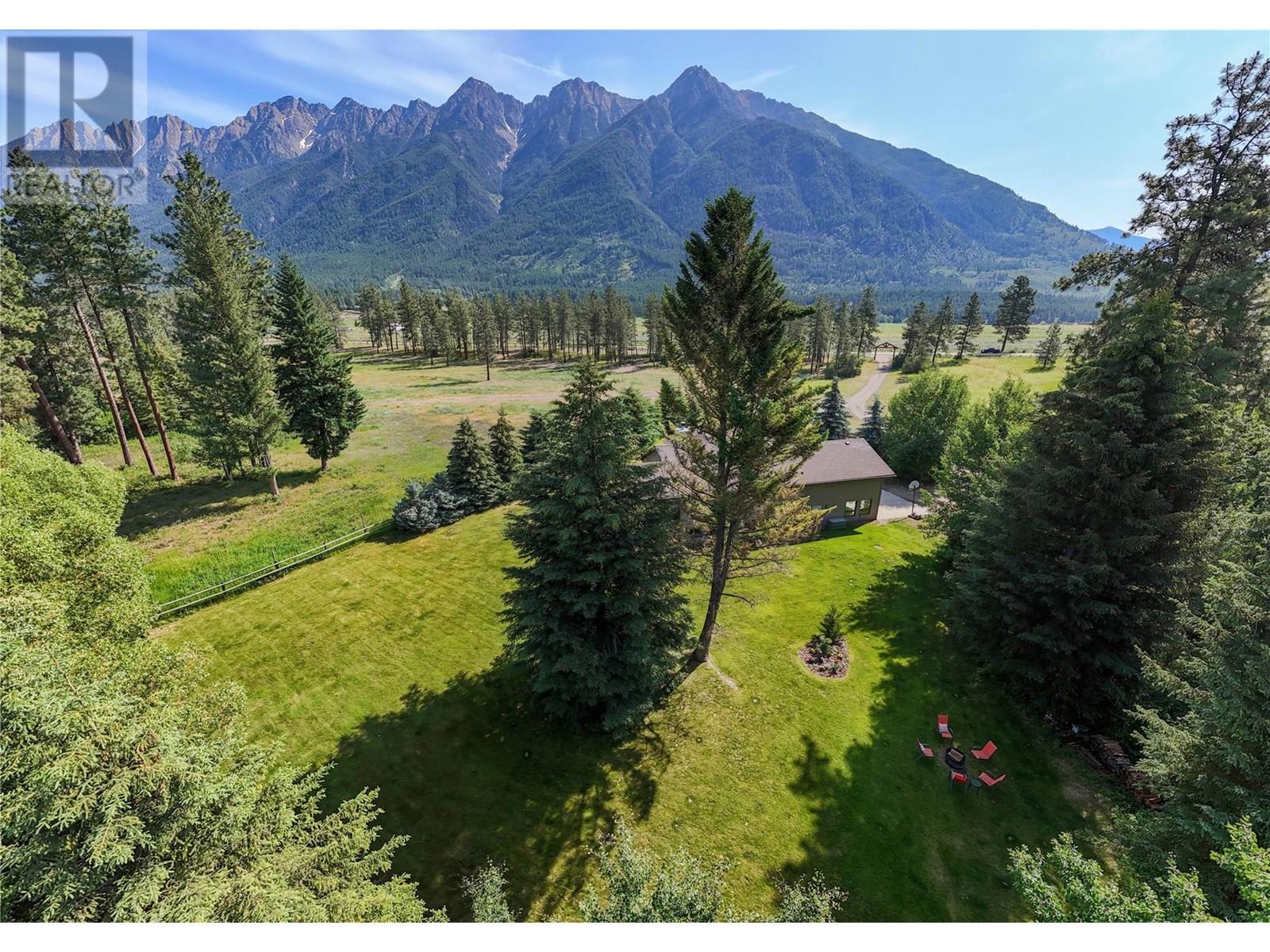 3053 Wardner Fort Steele Road, Fort Steele, British Columbia  V0B 1N0 - Photo 7 - 10352522