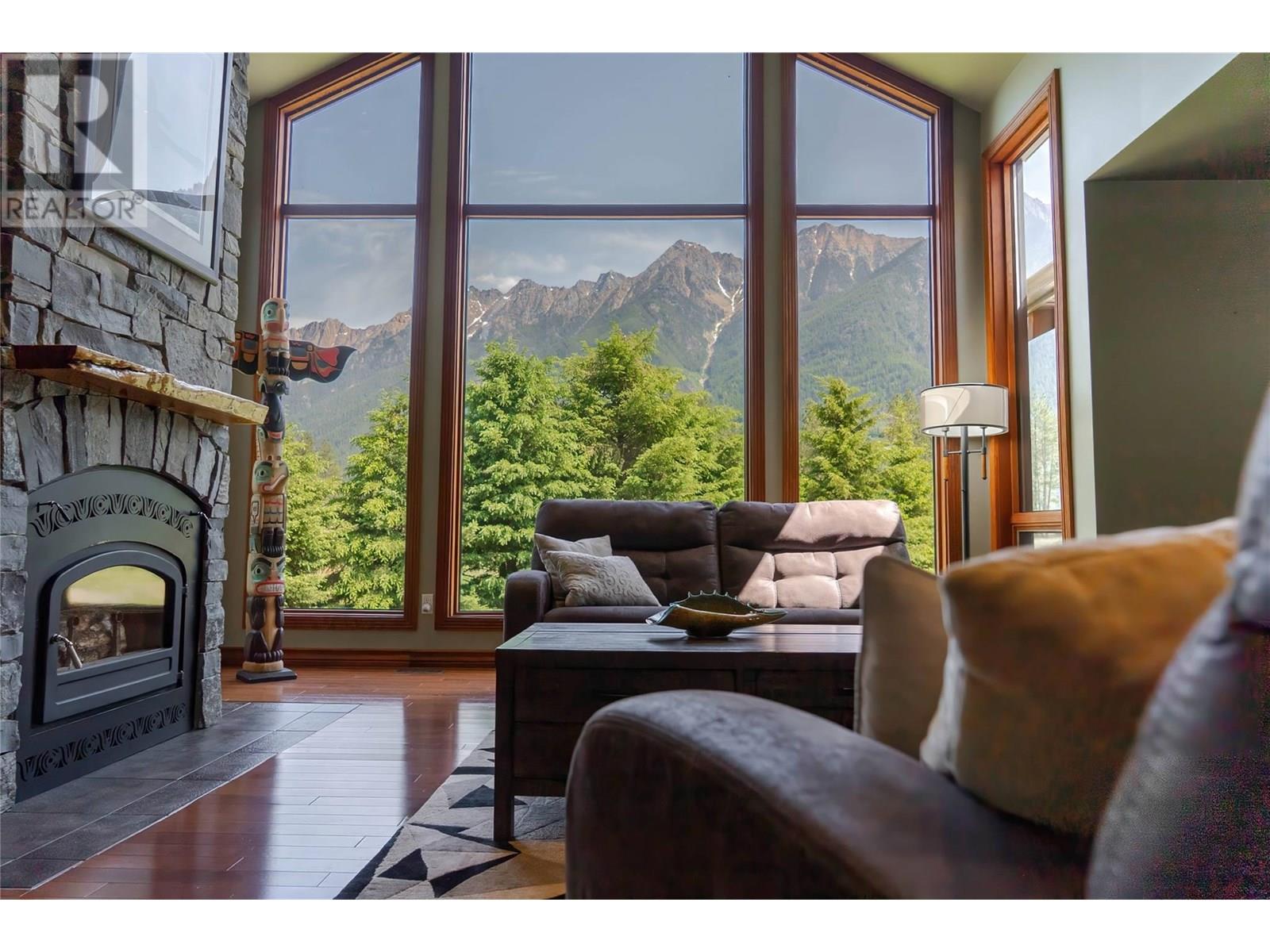 3053 Wardner Fort Steele Road, Fort Steele, British Columbia  V0B 1N0 - Photo 28 - 10352522