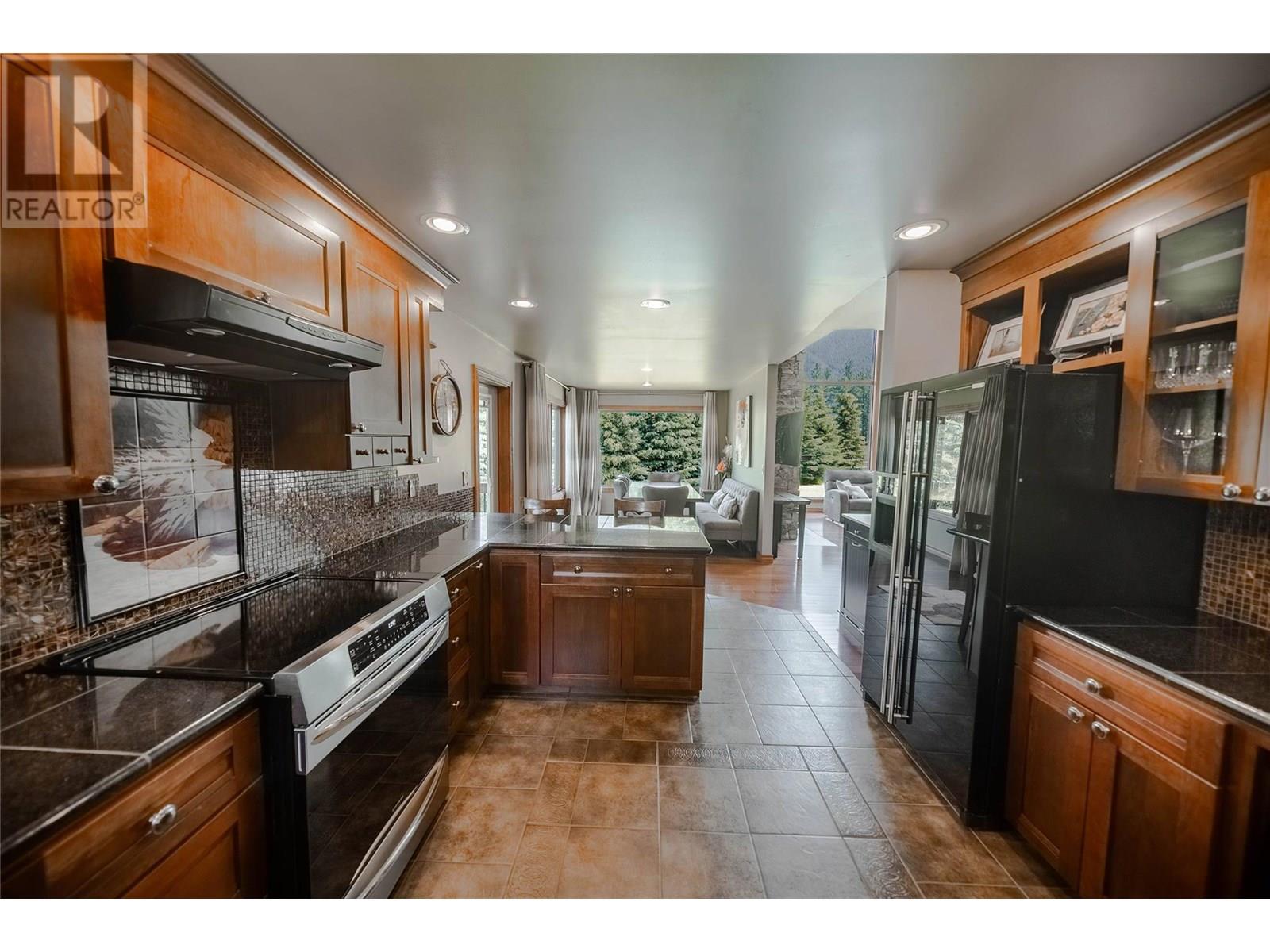 3053 Wardner Fort Steele Road, Fort Steele, British Columbia  V0B 1N0 - Photo 38 - 10352522