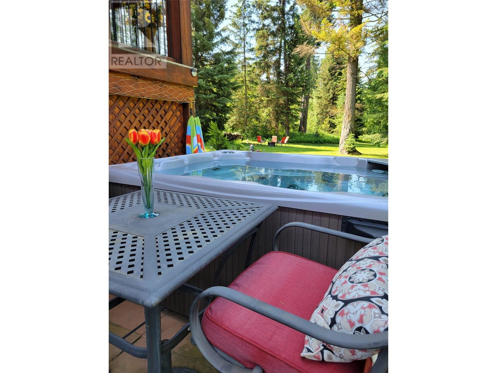 3053 Wardner Fort Steele Road, Fort Steele, British Columbia  V0B 1N0 - Photo 17 - 10352522