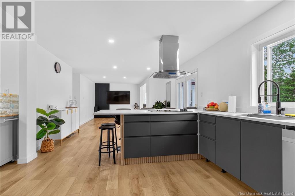 Property at 78 Teakwood Way image 2