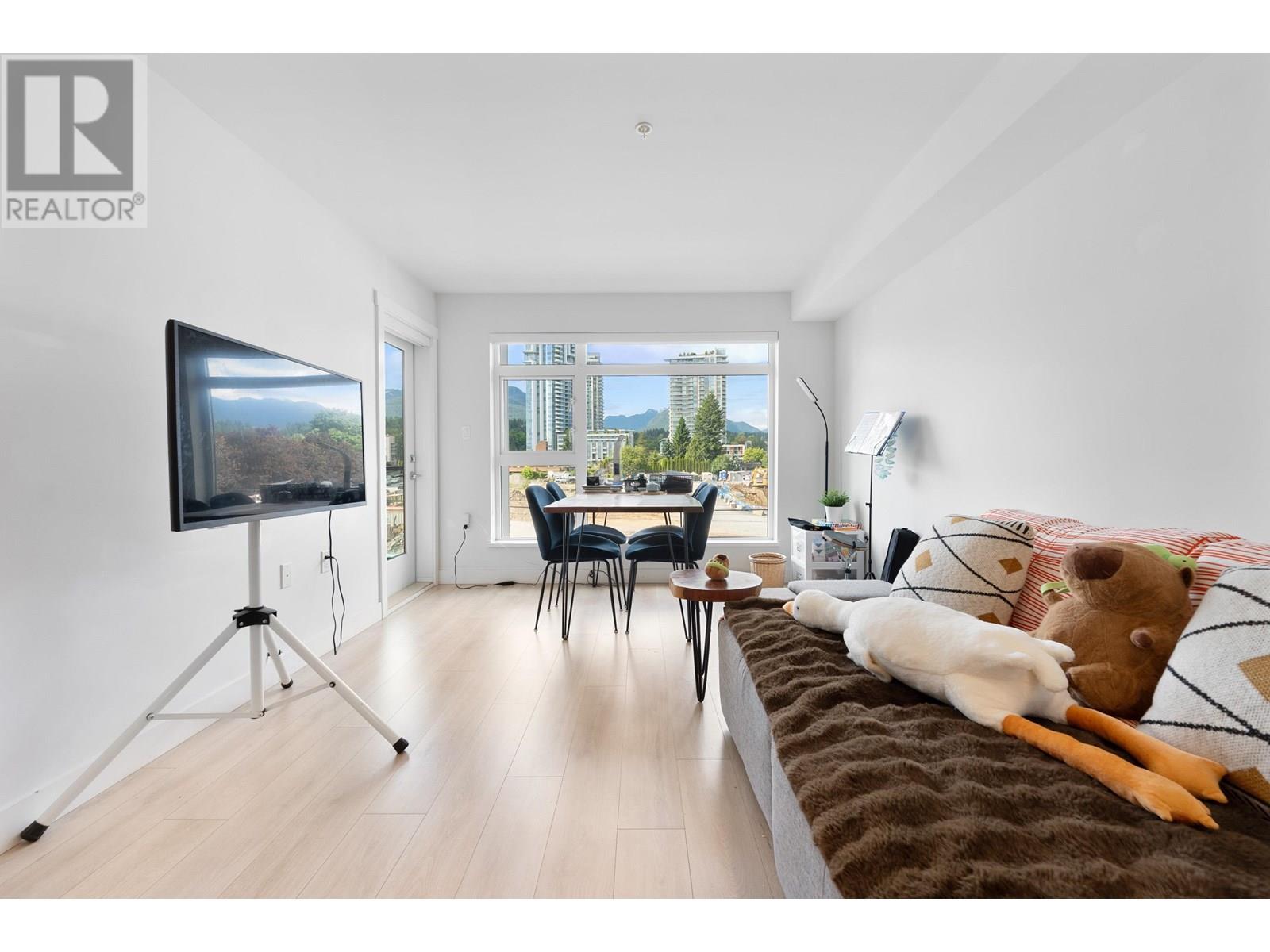 309 1519 Crown Street, North Vancouver, British Columbia  V7J 1G6 - Photo 5 - R3017774