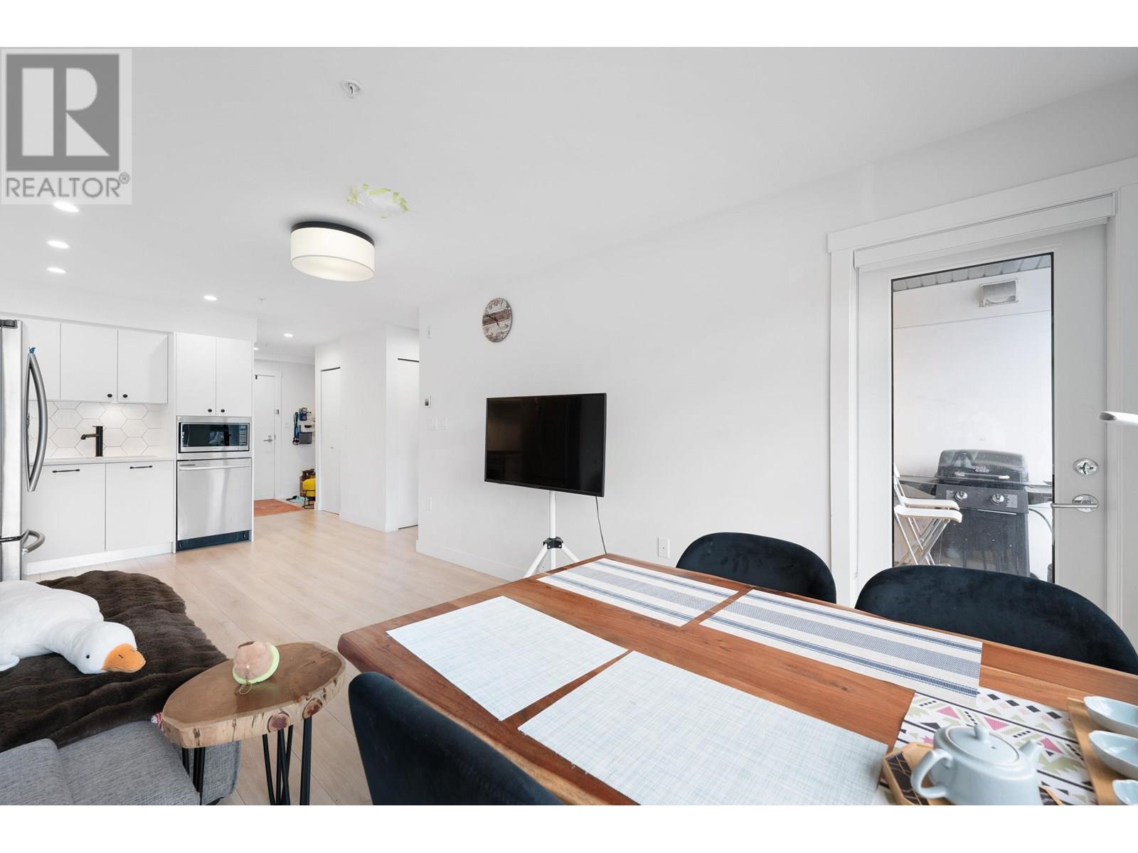 309 1519 Crown Street, North Vancouver, British Columbia  V7J 1G6 - Photo 10 - R3017774