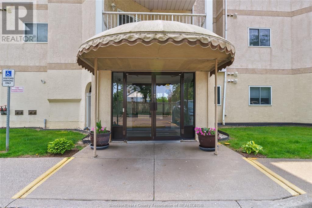 40 Adams Lane Unit# 210, Lasalle, Ontario  N9J 3R4 - Photo 4 - 25015615