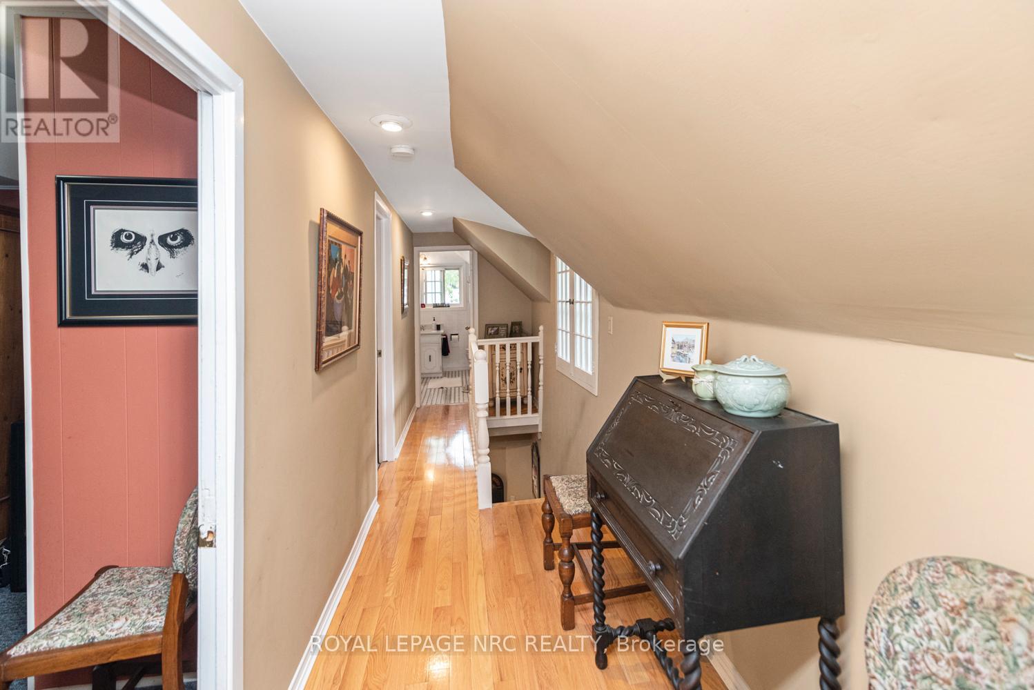31 Victoria Terrace, Grimsby, Ontario  L3M 2E6 - Photo 27 - X12212848