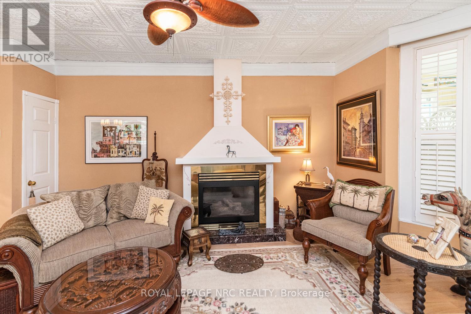 31 Victoria Terrace, Grimsby, Ontario  L3M 2E6 - Photo 8 - X12212848