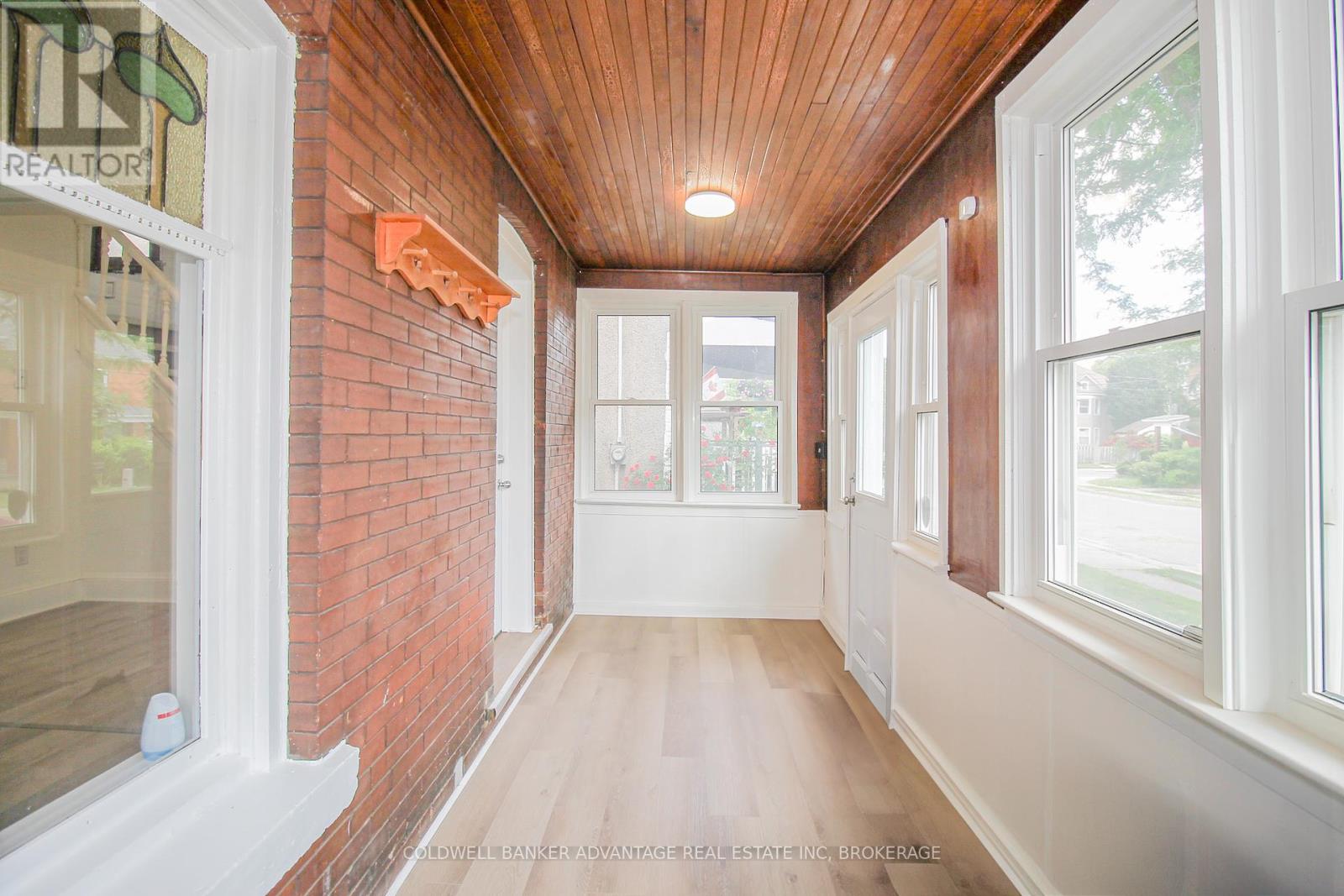 Property at 72 REGENT STREET image 4