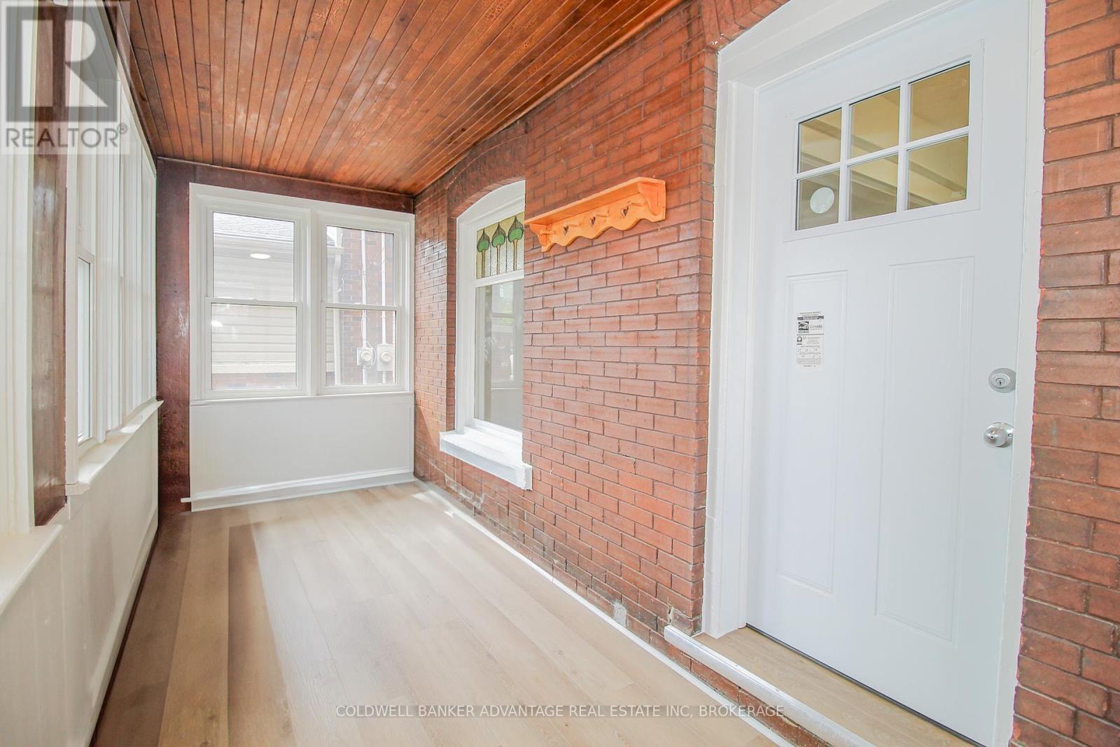 Property at 72 REGENT STREET image 5