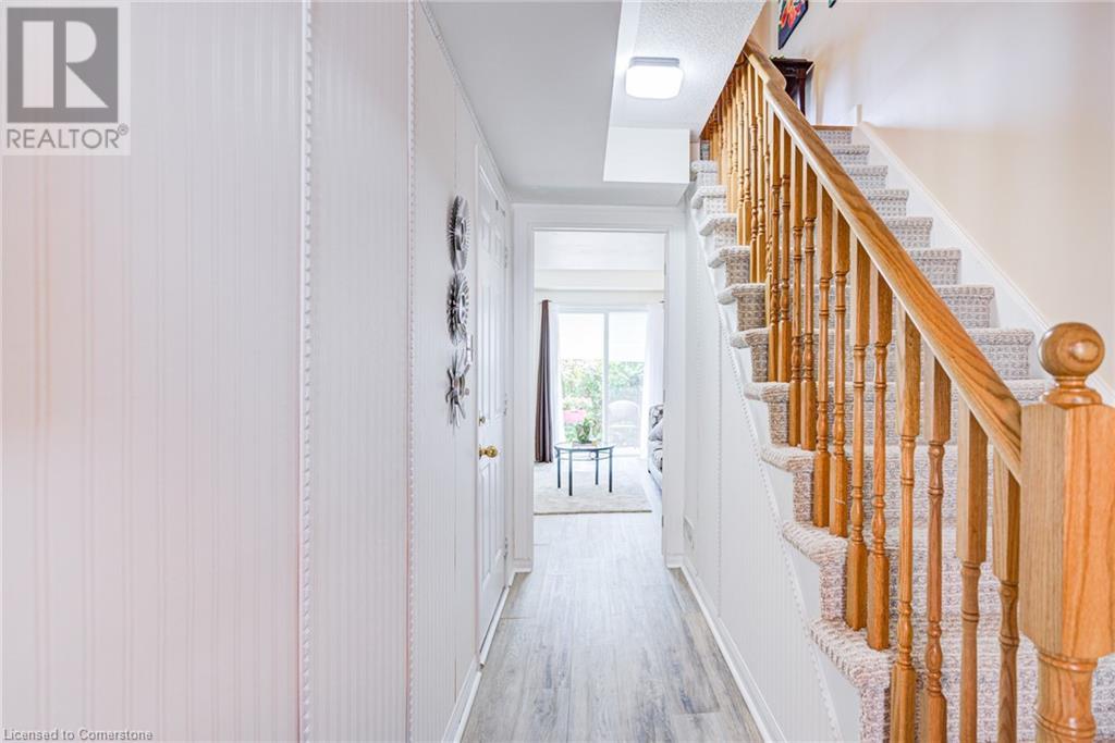 470 Beach Boulevard Unit# 63, Hamilton, Ontario  L8H 6X2 - Photo 10 - 40742923