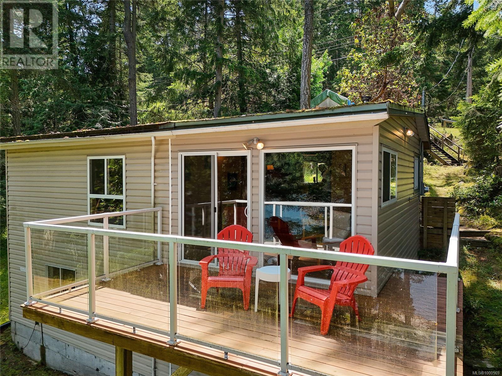 Property at 177 Mariners Way image 1