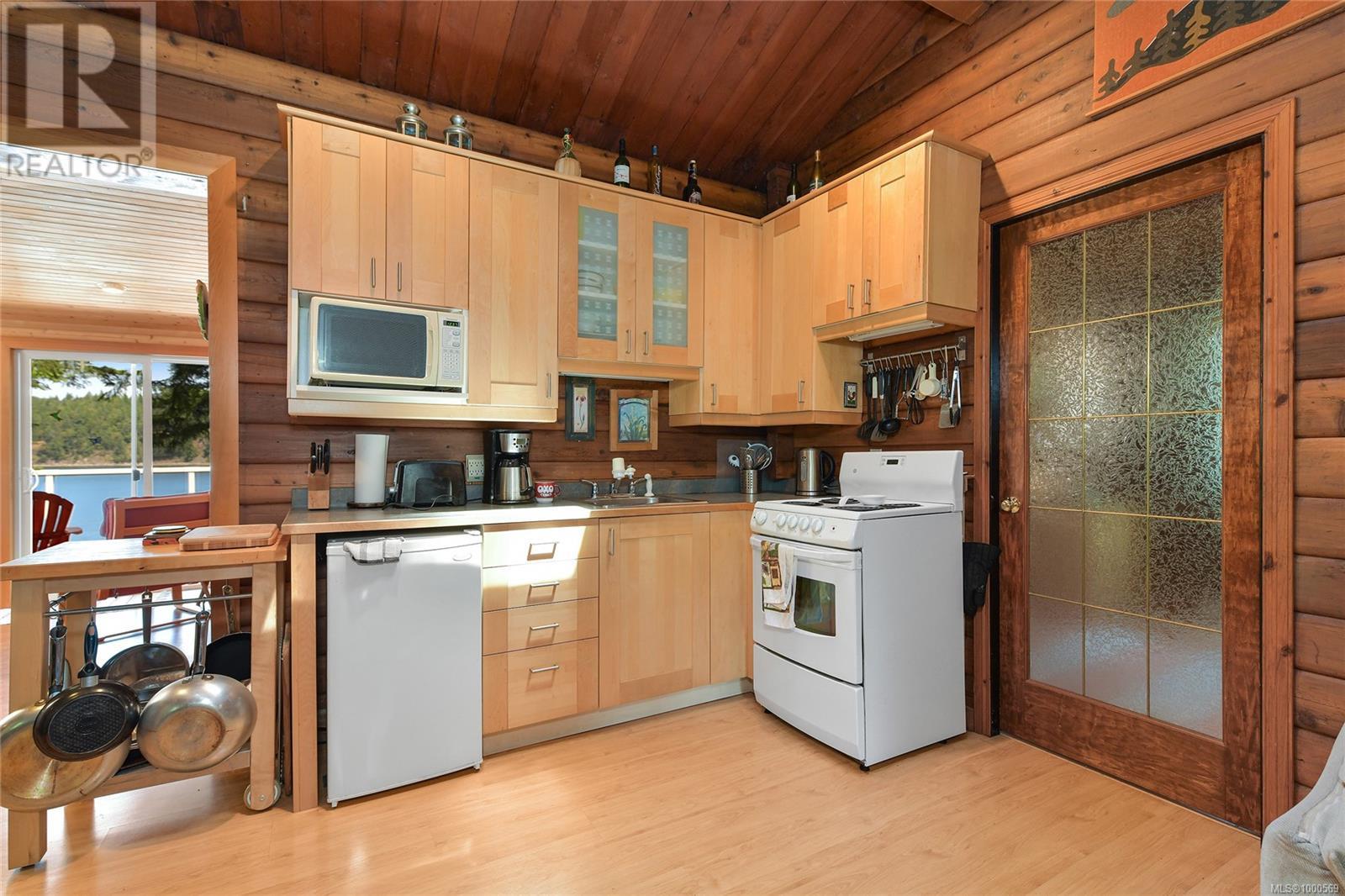 Property at 177 Mariners Way image 5