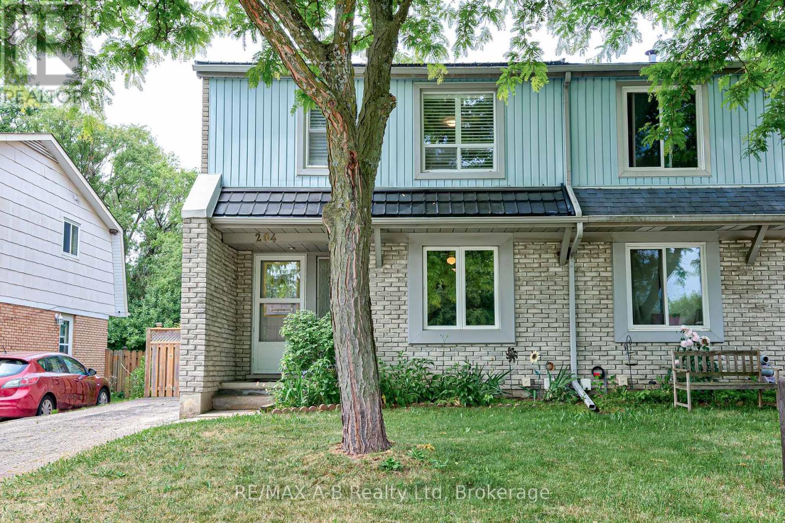 Property at 204 FERGUSON AVENUE image 2