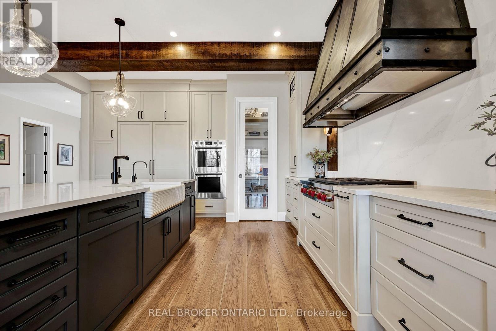 44 Pioneer Ridge Drive, Kitchener, Ontario  N2P 0G6 - Photo 6 - X12163761