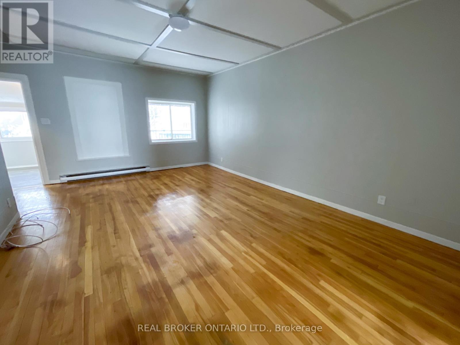 20 King Street, North Dundas, Ontario  K0C 1H0 - Photo 13 - X12233496