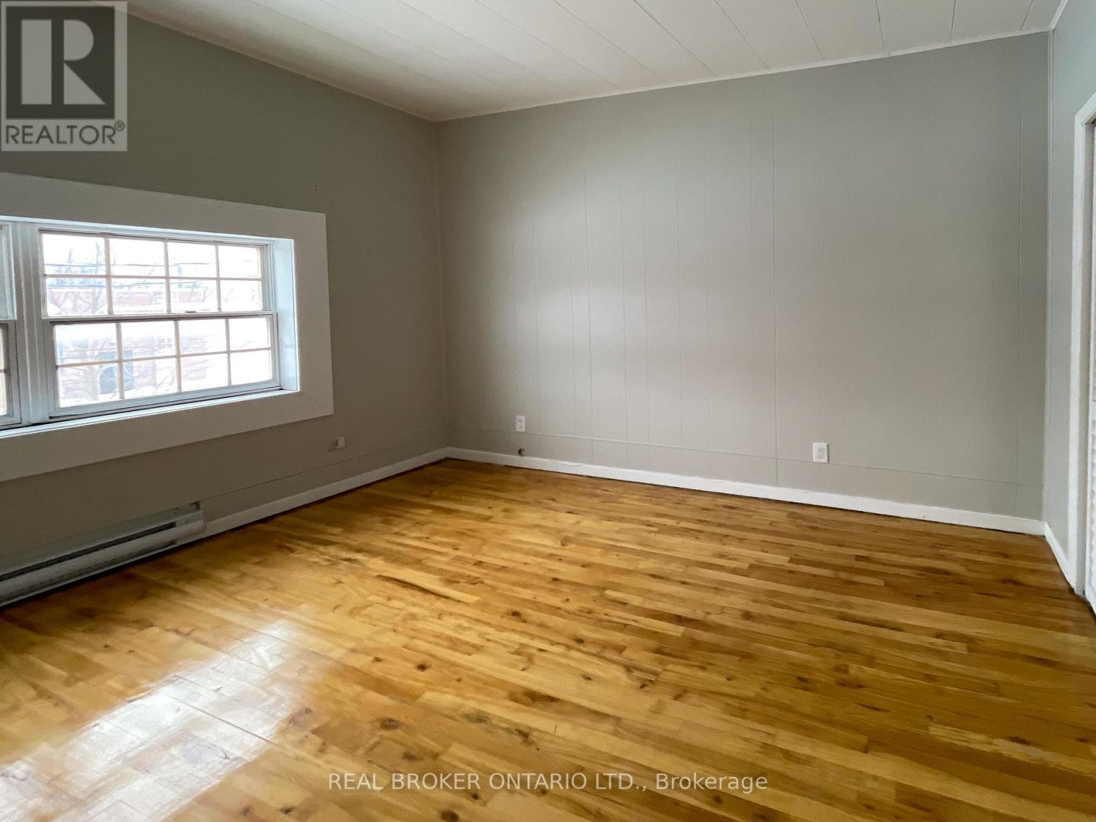 20 King Street, North Dundas, Ontario  K0C 1H0 - Photo 17 - X12233496