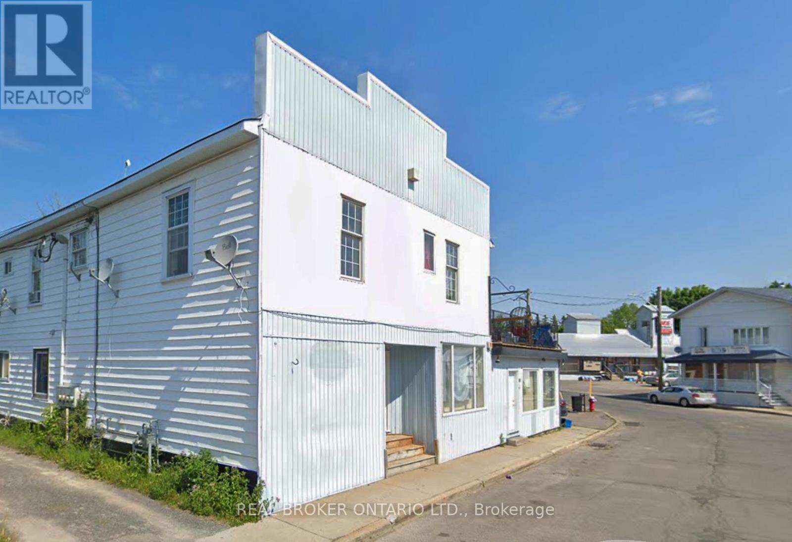 20 King Street, North Dundas, Ontario  K0C 1H0 - Photo 2 - X12233496