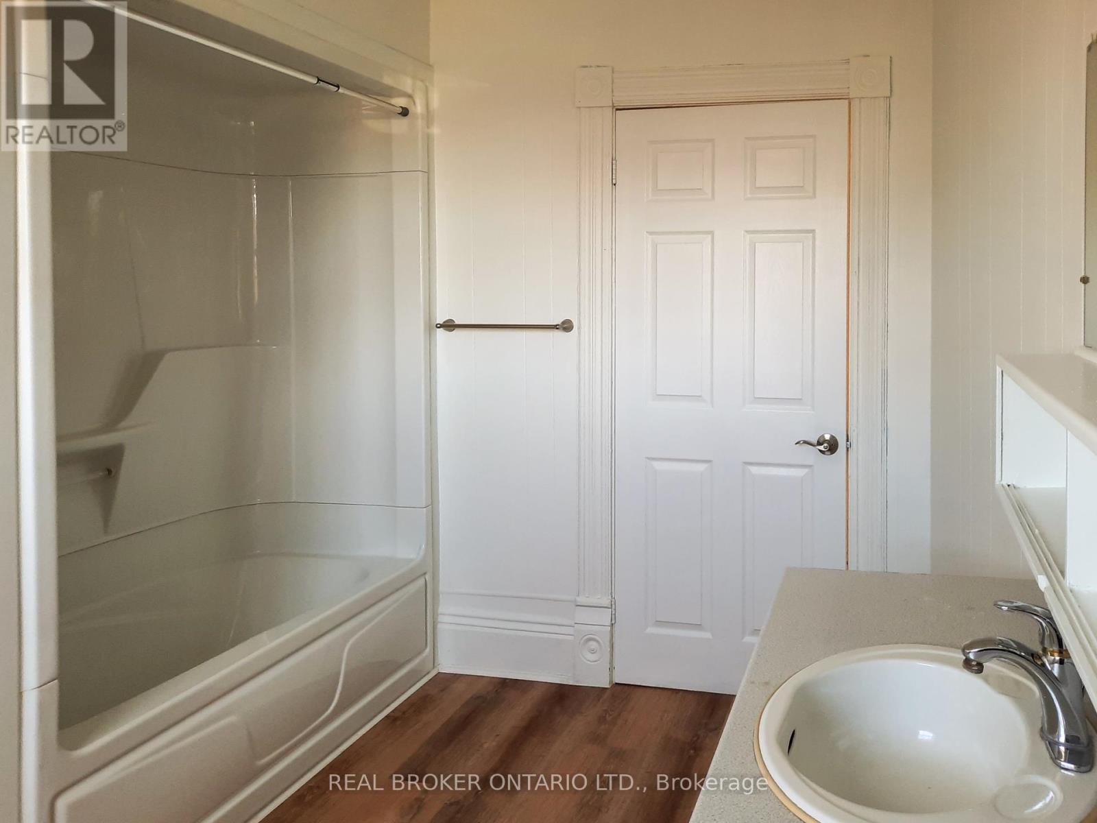 20 King Street, North Dundas, Ontario  K0C 1H0 - Photo 25 - X12233496