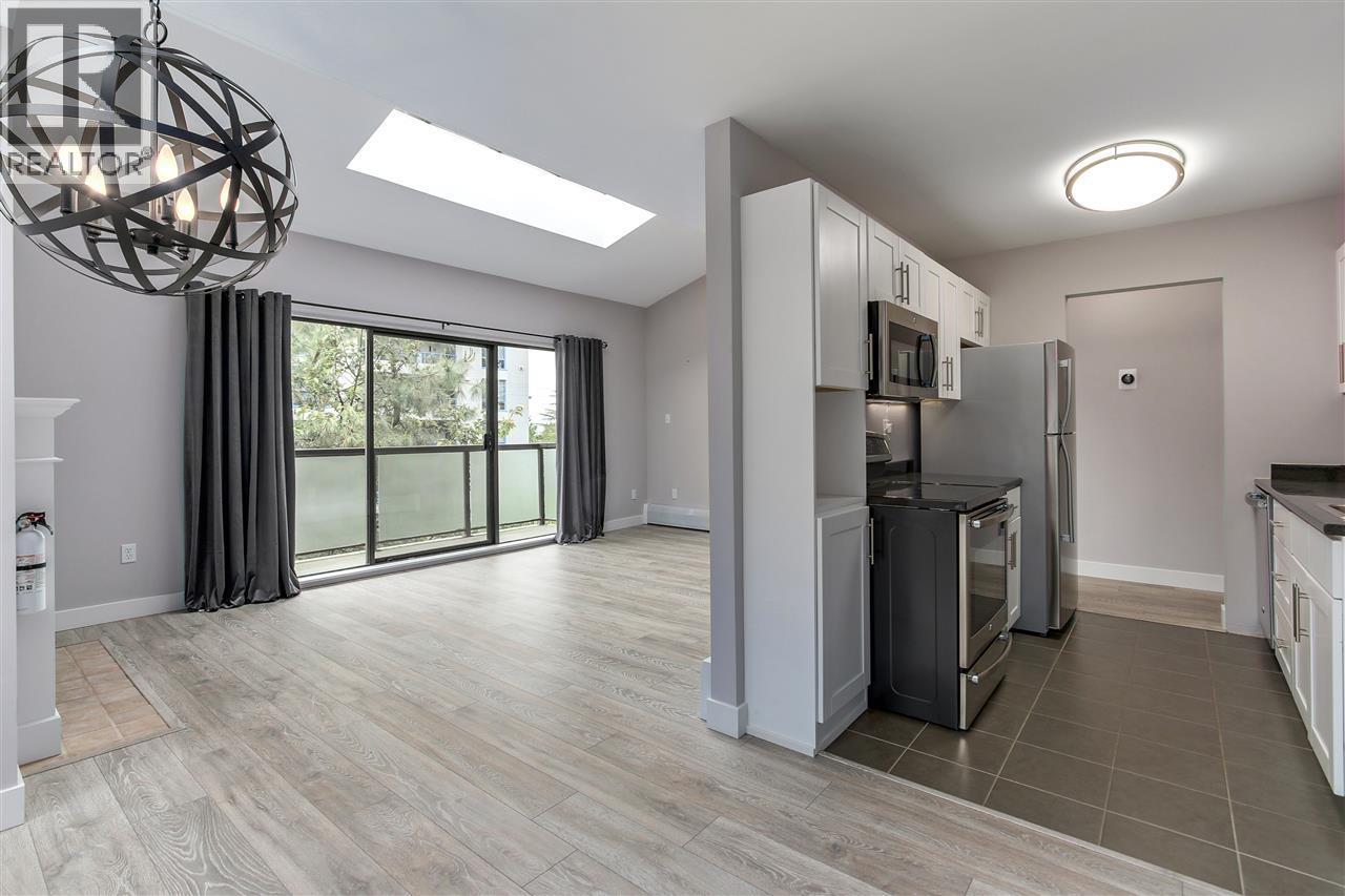 306 1345 W 15th Avenue, Vancouver, British Columbia  V6H 3R3 - Photo 3 - R3017649