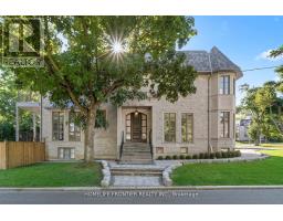8 VESTA DRIVE, Toronto, Ontario