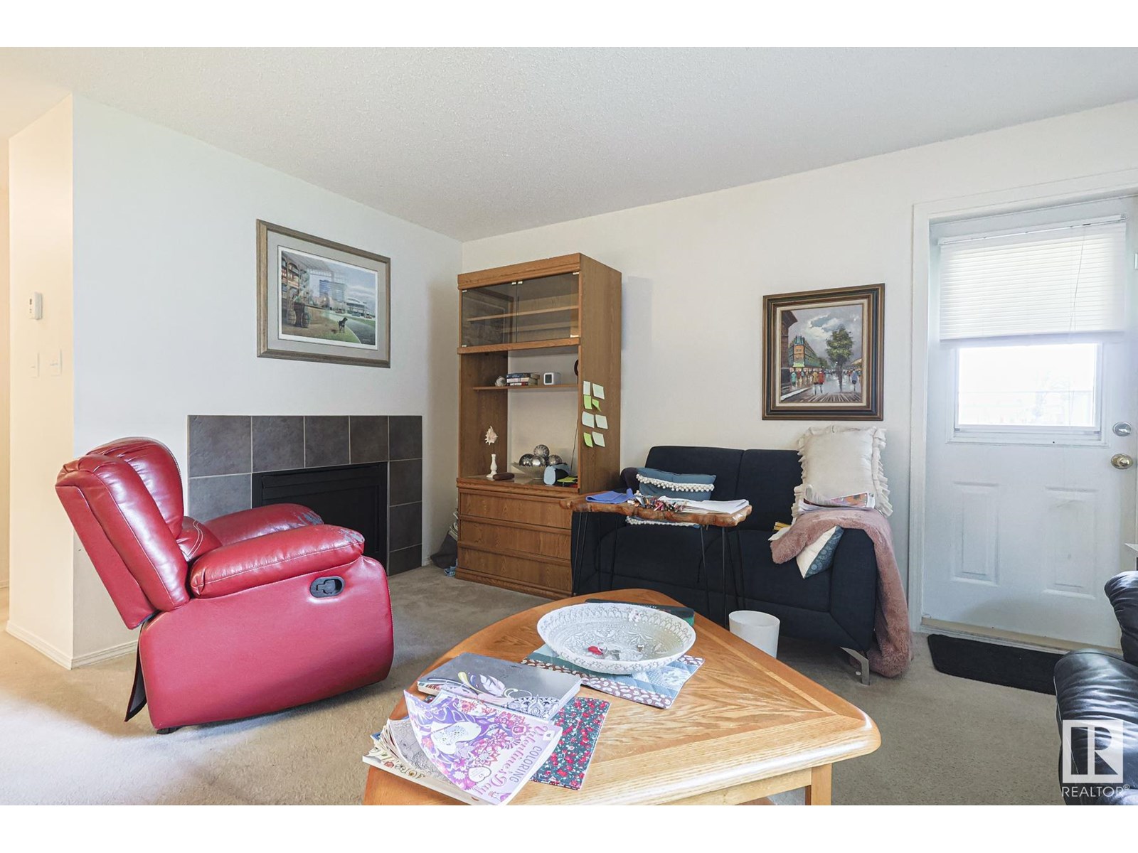 Property at #109 40 ALPINE PL image 3
