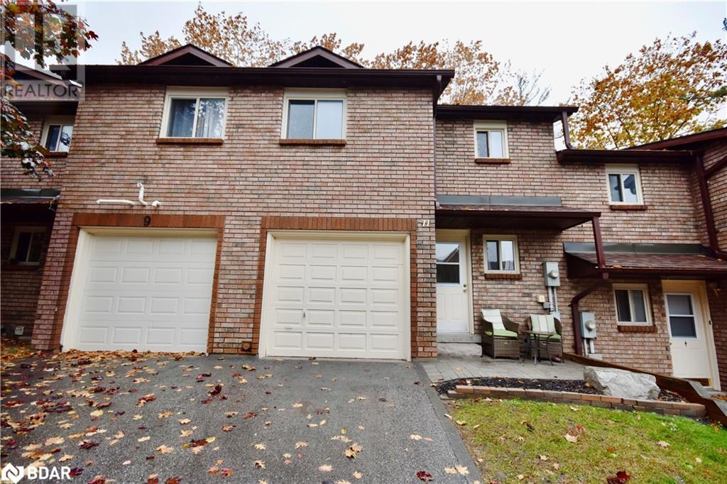 11 Pheasant Trail, Barrie, Ontario  L4N 6W4 - Photo 1 - 40743183