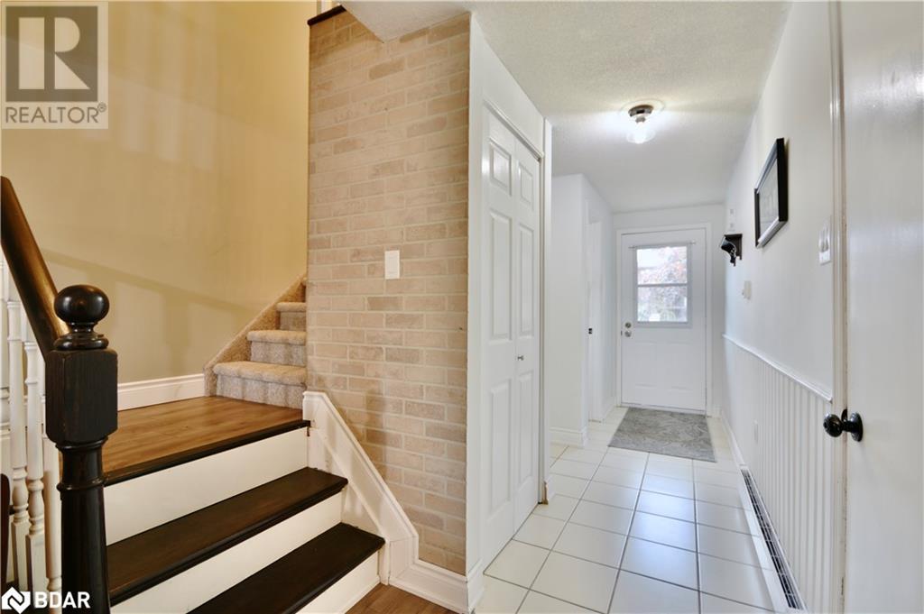 11 Pheasant Trail, Barrie, Ontario  L4N 6W4 - Photo 3 - 40743183