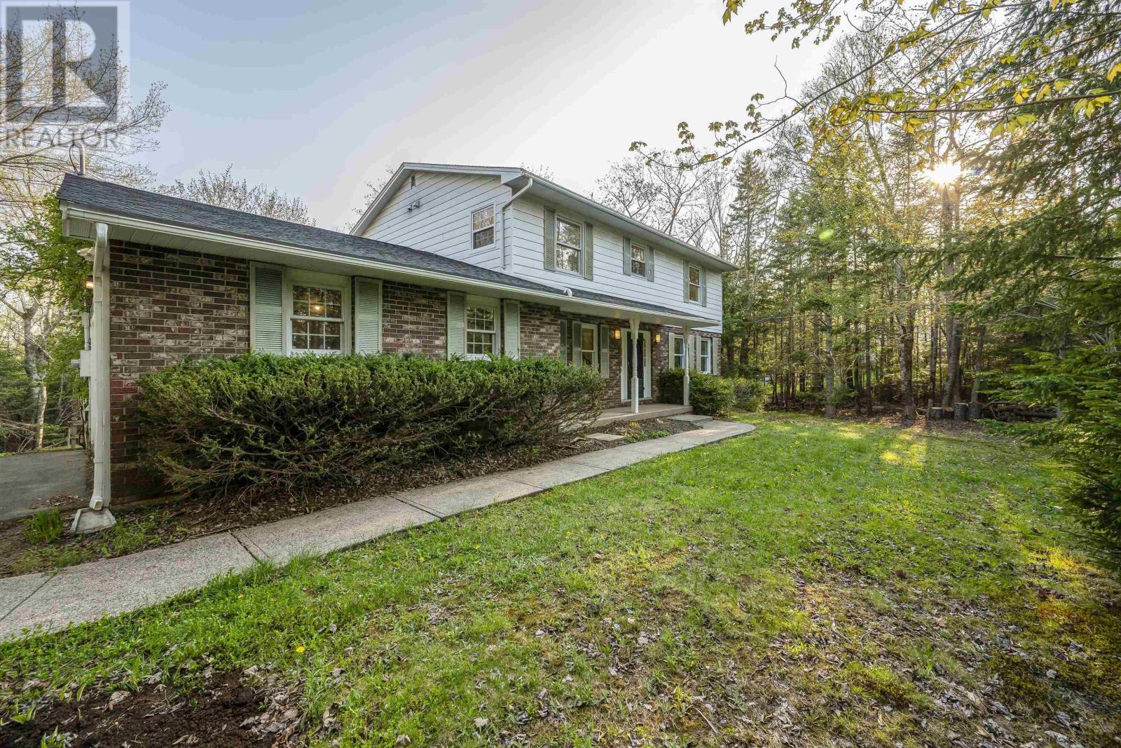 Property at 203 Richardson Drive image 2